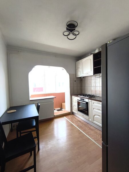 Piata Sudului, foarte aproape de metrou, Apartament 2 camere – 450 EUR